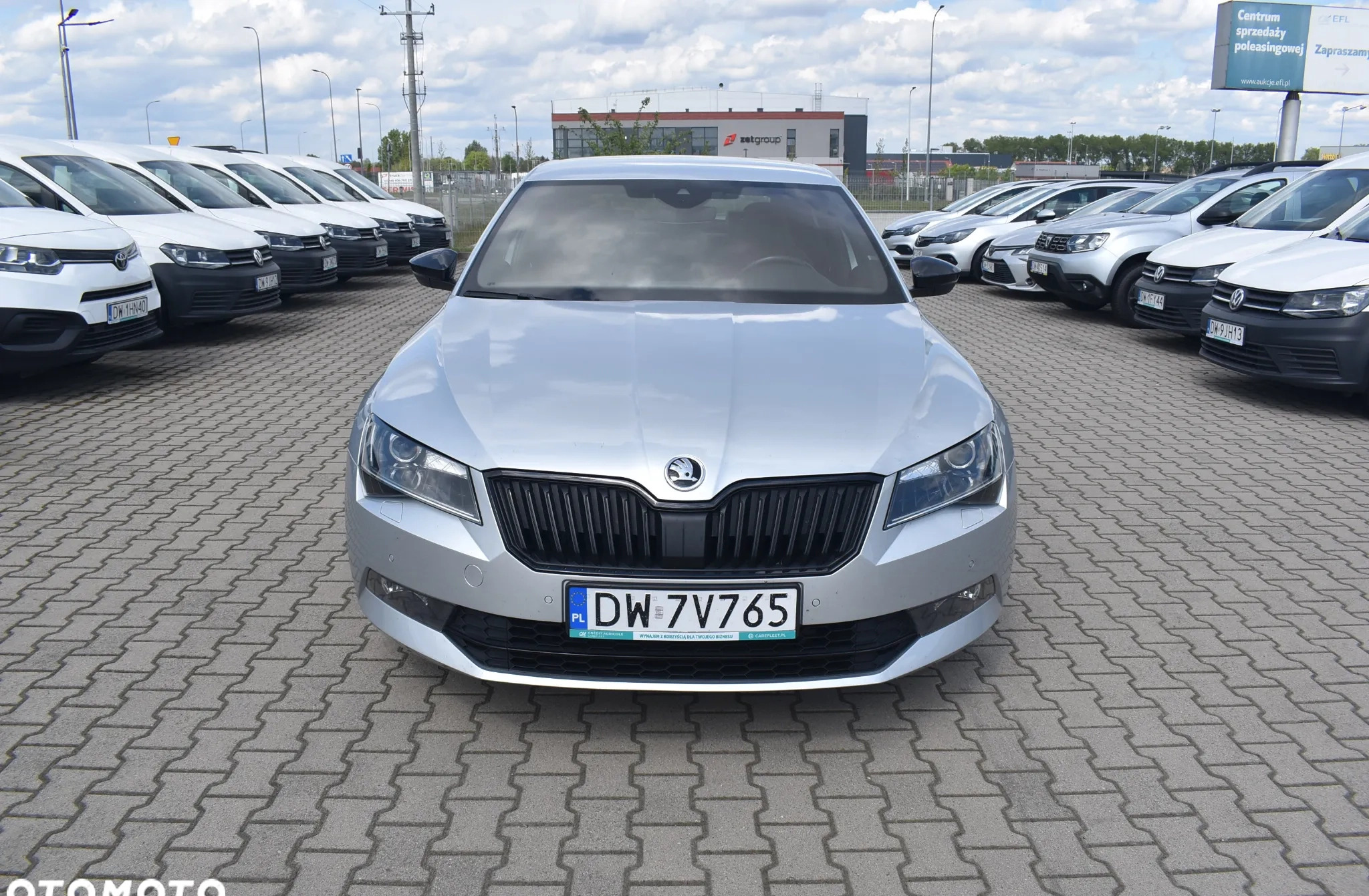 Skoda Superb cena 88100 przebieg: 98914, rok produkcji 2018 z Żarów małe 742